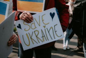 Гуманітарна допомога. Лобіювання. Бронювання. Що нового в законодавстві для ГО?